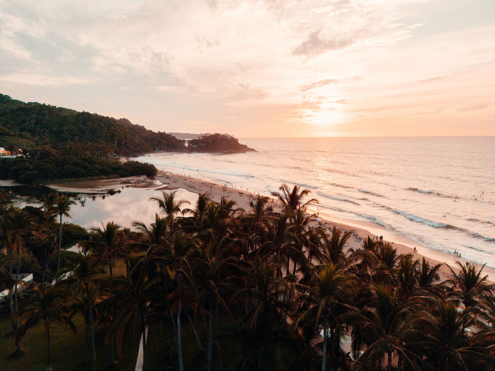 Sundowner spots on the KZN South Coast — golden hour views near Zizi's Restaurant, Umtentweni